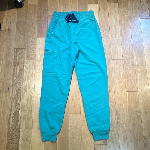 Surgical Green Zamora™ - High Waisted Scrub Pants - S / Surgical Green - Picture 3 of 6